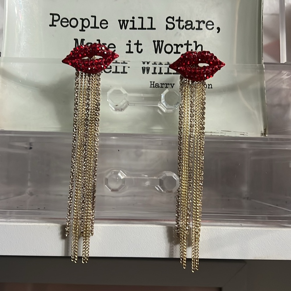 Statement Earrings And Necklaces Set - image 4